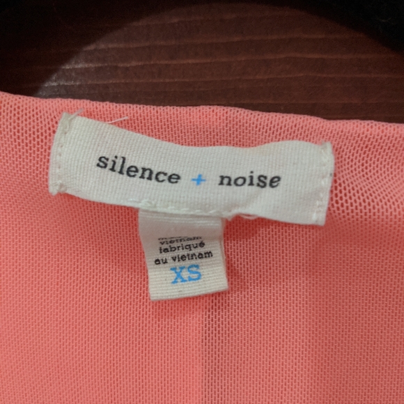 SOLD - Urban Outfitters Summer dress - Picture 4 of 4